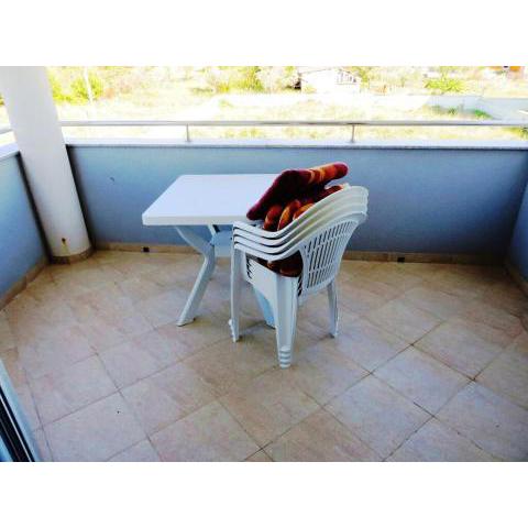 2 bedrooms appartement at Vrsi 350 m away from the beach with enclosed garden