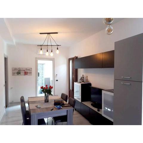 2 bedrooms appartement with furnished terrace and wifi at Sanremo 2 km away from the beach