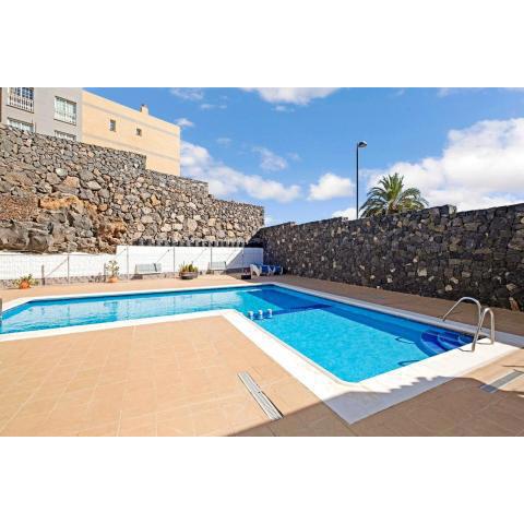 2 bedrooms appartement with shared pool furnished terrace and wifi at Costa del Silencio 1 km away from the beach