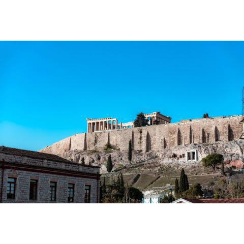 Acropolis museum residence