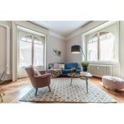 ALTIDO Sophisticated 3-bed flat with desk