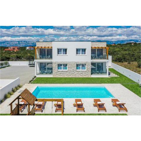 Amazing home in Vrsi with 4 Bedrooms, Private swimming pool and Outdoor swimming pool