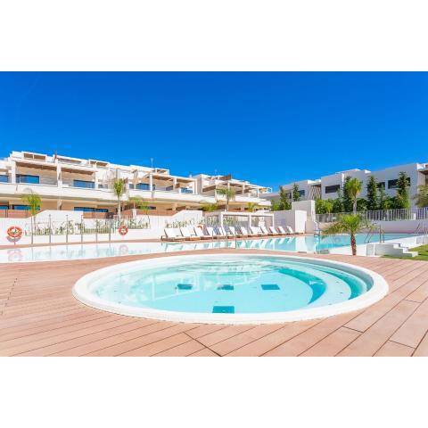 Amazing luxury apartment with sea view 5 min walk to the beach in Jardinana Lotus La Cala de Mijas