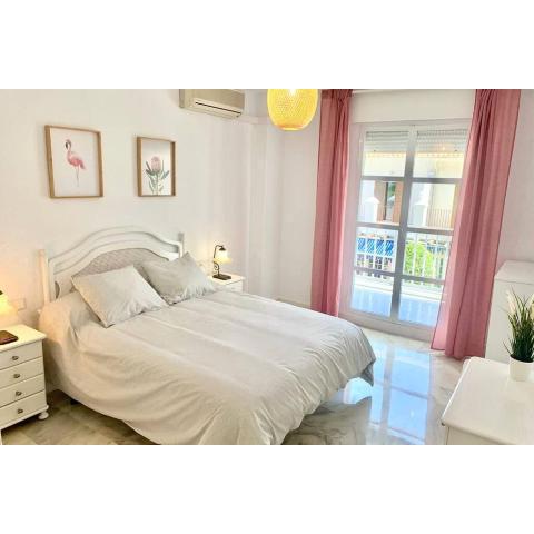 Amplio apartamento junto al mar