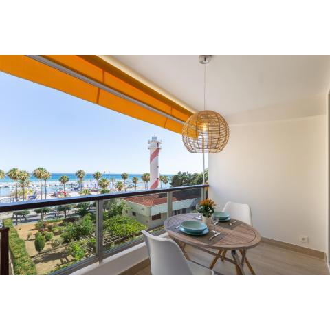 Apartamento junto al Faro .Marbella centro.Vistas mar y el puerto.