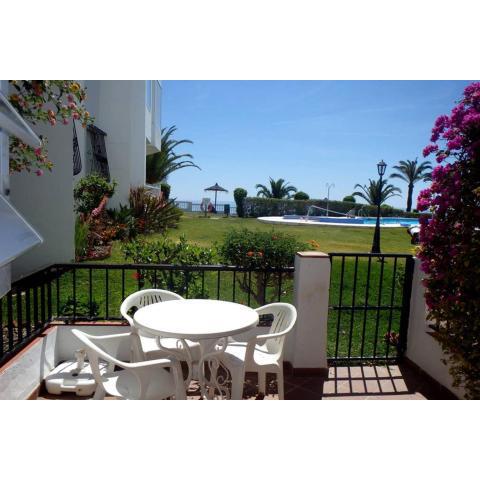 APARTAMENTO PALMERAS nsf25 studio, TORRECILLA, NERJA