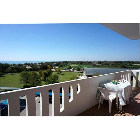 Apartment near the beach-washing Machine-ac