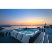 Apartment with Rooftop Hot Tub