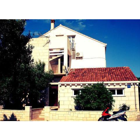 Apartments by the sea Lumbarda, Korcula - 12839