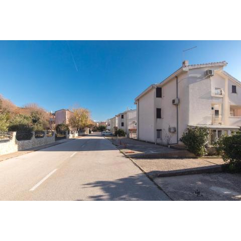 Apartments with a parking space Baska, Krk - 19435