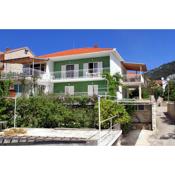 Apartments with a parking space Hvar - 624