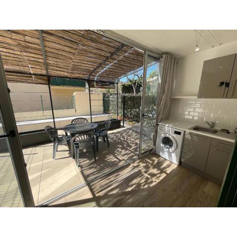 Appartement avec belle terrasse,ascenseur,parking