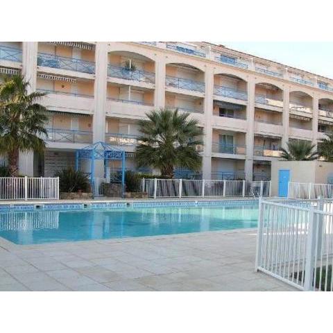 Appartement Le Lavandou, 2 pièces, 6 personnes - FR-1-713-43