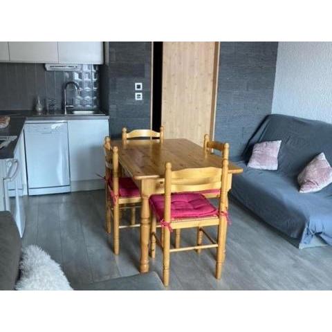 Appartement Saint-François-Longchamp, 1 pièce, 4 personnes - FR-1-635-72