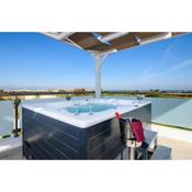 ASTERIA PEARL VILLA 2 with Rooftop Jacuzzi