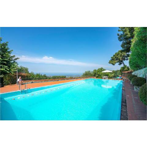 Awesome home in Camaiore LU with 2 Bedrooms and Outdoor swimming pool