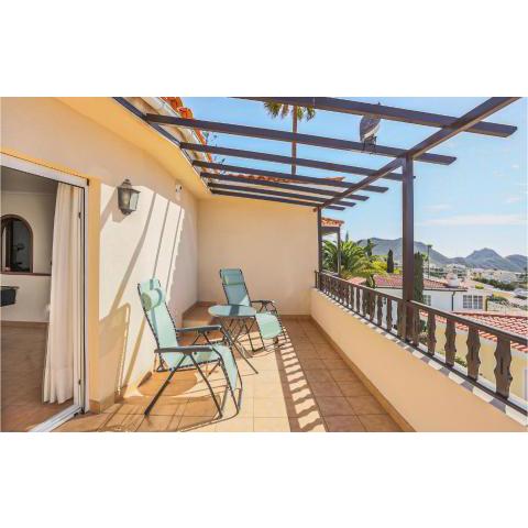 Beautiful Apartment In Chayofa With Wifi, 3 Bedrooms And Heated Swimming Pool