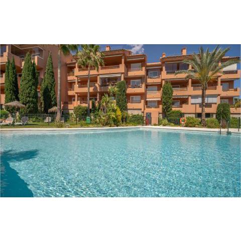 Beautiful Apartment In Fuengirola With Outdoor Swimming Pool, Wifi And 3 Bedrooms