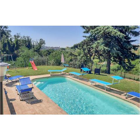 Beautiful home in Ficulle with Outdoor swimming pool, WiFi and 3 Bedrooms