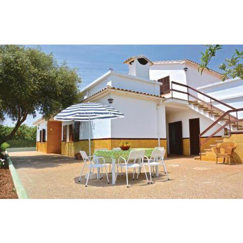 Beautiful home in Porto Cristo with 3 Bedrooms and Outdoor swimming pool