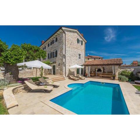 Beautiful Stone House - Villa Parentium with Private Pool