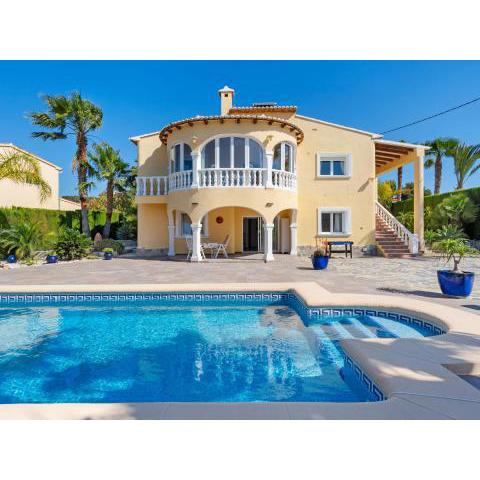 Beautiful Villa in Calpe with Private Swimming Pool