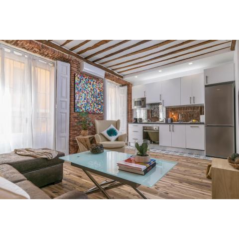 Bonito apartamento en típica corrala en el centro de Madrid