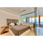 Brand New - Glass Apt - Ocean Views