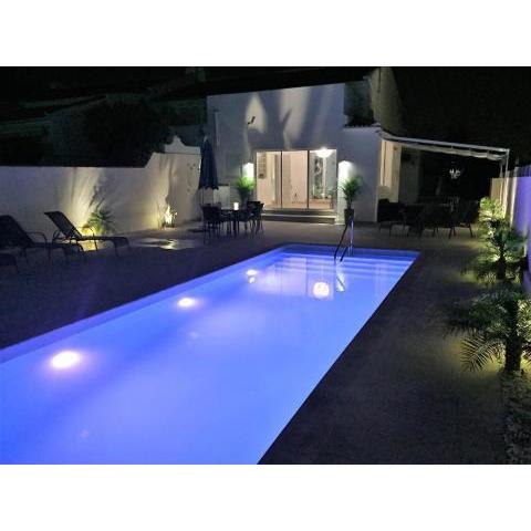 Campoamor Villa & Private Pool, Garden & Roof Terraces Distant Sea Views