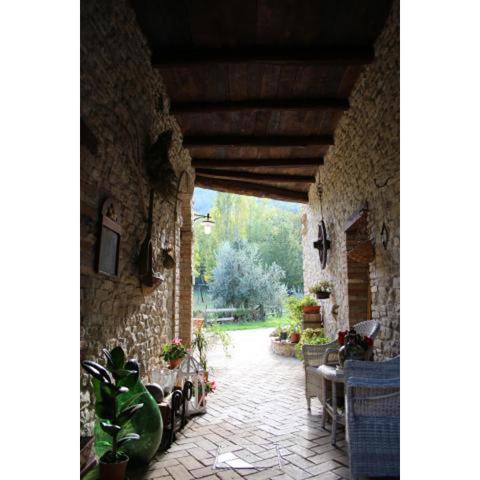 Casale Fontanile Bed and Breakfast