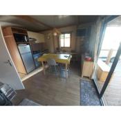 chalet 5personne/pking/15min des plages/piscine