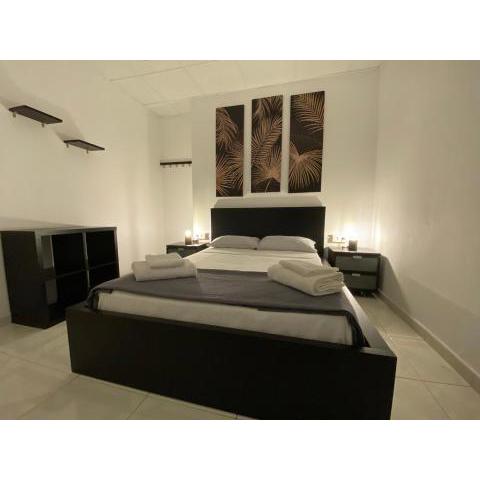 COMFORT ROOM AIRE CONDITIONER in APARTMENT SHARED in playa las vistas Los Cristianos Habitaciones, Stanza