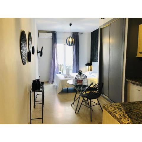 COZY STUDIO MALAGA CENTRO by AlohaMalaga