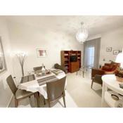 Crimson Suite: 1-bedroom apartment in Thessaloniki