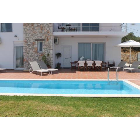 DIMITRA apartment with private pool and sea view -the ground floor of a two storey building