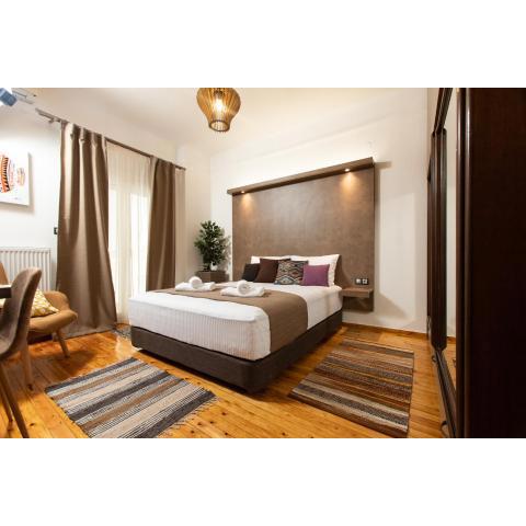 Downtown Luxury Boutique Suites - the grand suite