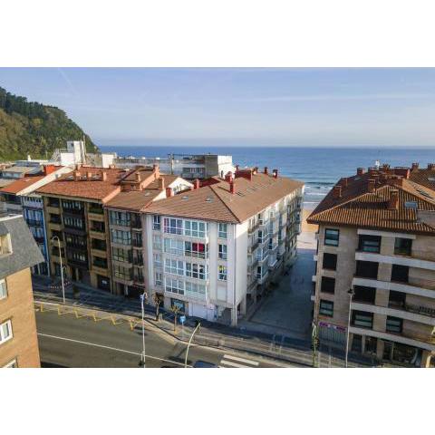 Egona- Vivienda en el centro de Zarautz a 1 min de la playa