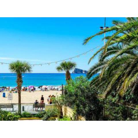 FRENTE AL MAR--NEXT ENGLISH AREA BENIDORM PLAYA, 3-4 pers Piscina APT OCEAN, Garaje 10 eur DIA aire acondicionado con suplemento