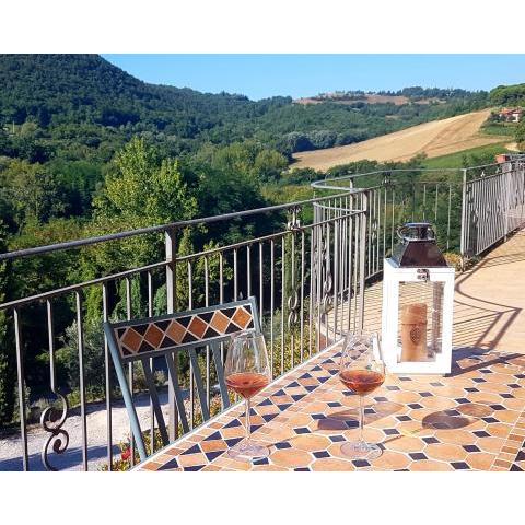 GLI ALBERI apartment with view