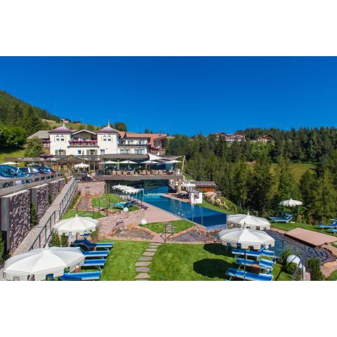 Hotel Albion Mountain Spa Resort Dolomites