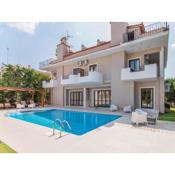 Inviting Villa in Anavissos