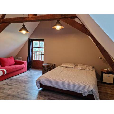 L'Aupinouse Chambre double Chardon, au 1er étage avec salle d'eau privative