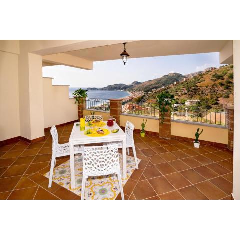 La Terrazza sulla Baia di Taormina