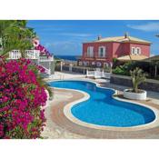 LAS DUNAS, Pretty 2 bedroom villa, ocean views, pool and WiFi