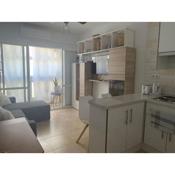 Lovely 1bedroom renewed apartment with 3 pools