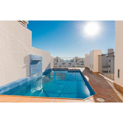 Luxury Beach Front Penthouse with own pool.BP9