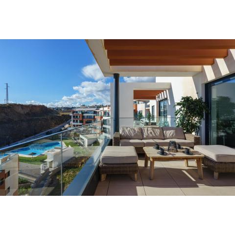 Middel Views penthouse with private pool Ref 154