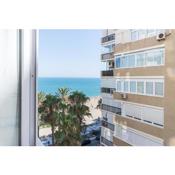 MP3-Bright Beachfront 1-Bedroom Apt Walk To Old Town