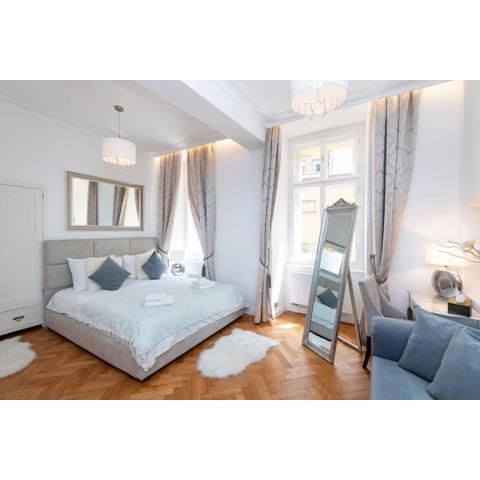 NEW Wenceslas Square apartment*****, Prague 1