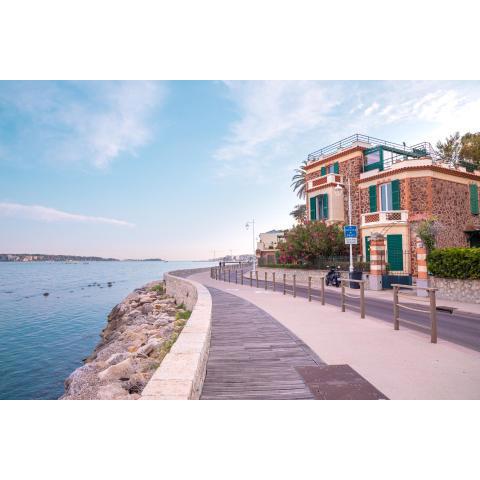 Nid d'Amour vue mer - pieds dans l'eau - Unique - Terrasse - Clim - Wifi